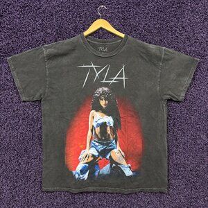 Tyla Self-titled Album Poster Amapiano Popstar T-Shirt 1X